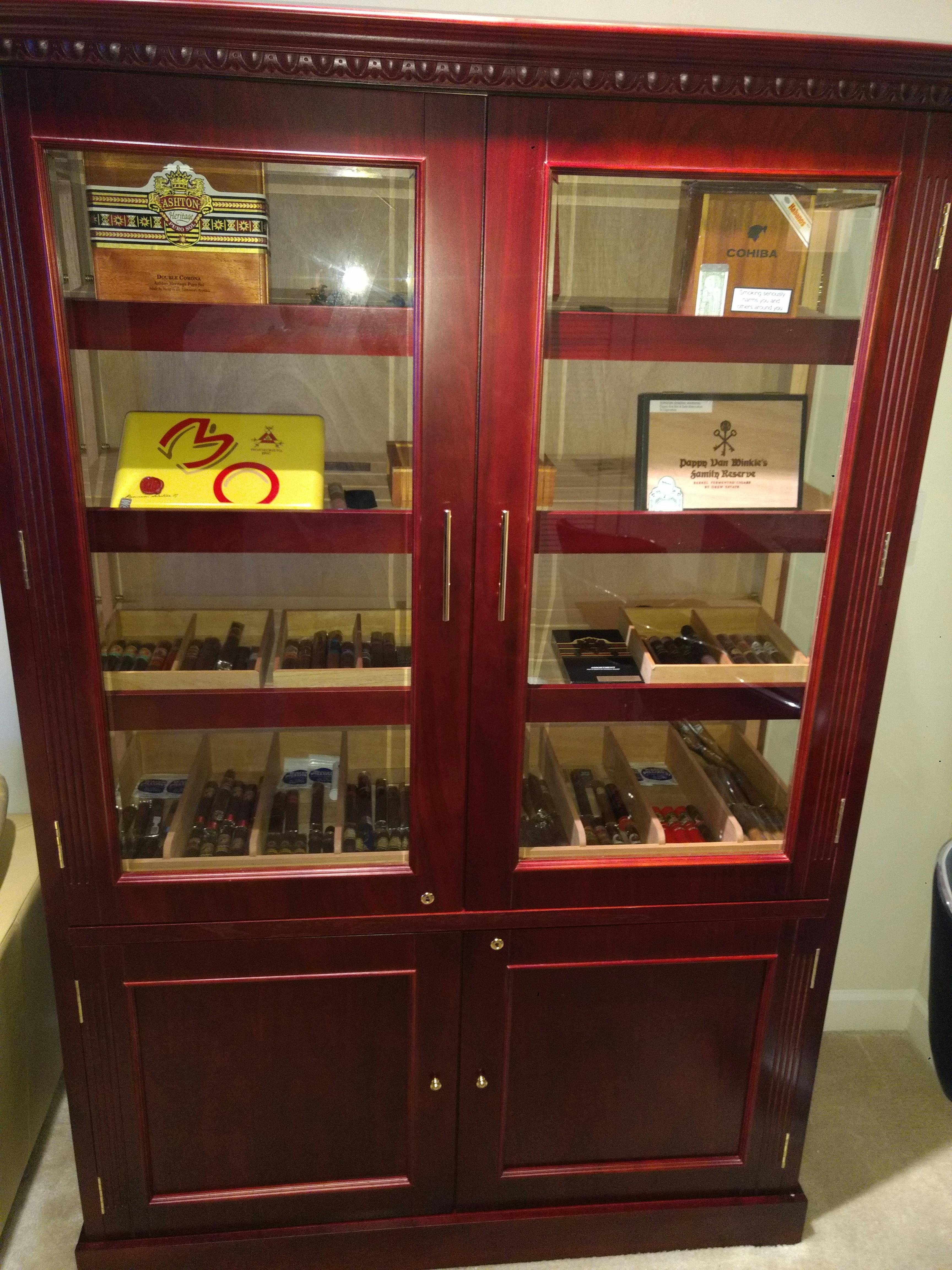 Saint Regis Humidor Prestige Imports 4000 Cigar